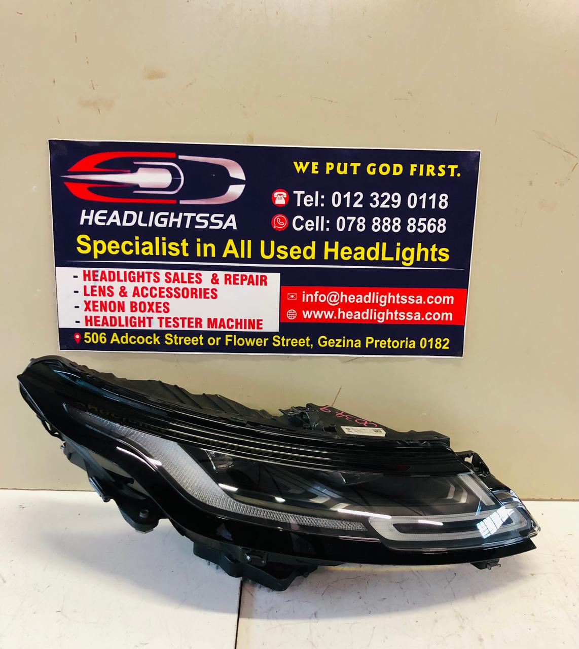 Range Rover Evoque L551 right side Full LED headlight (white lines) - Private Seller Range Rover Evoque L551 right side Full LED headlight (white lines) - Private Seller