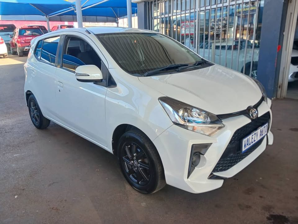 2022 TOYOTA AGYA 1.0  Transmission: Manual  Mileage: 83000km Fueltype: Petrol  White