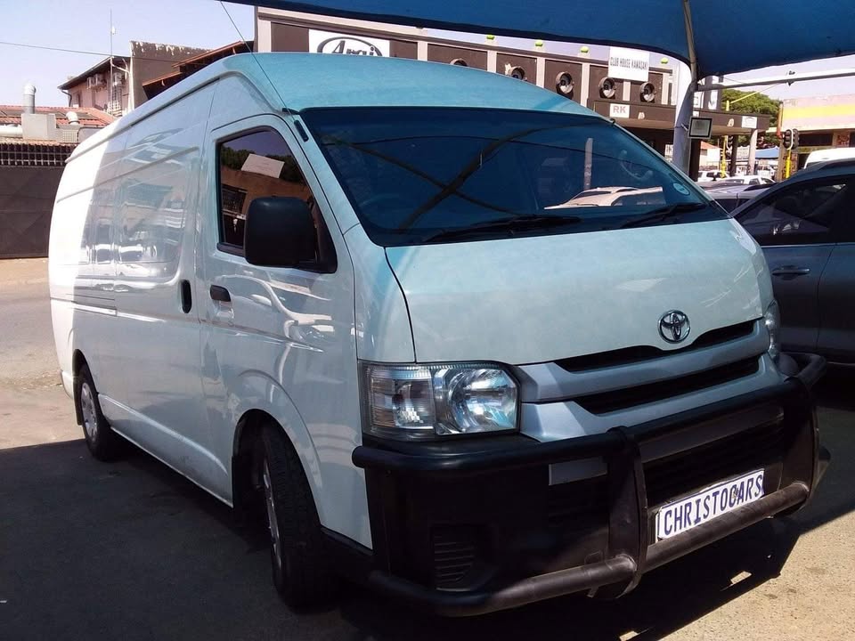 2016 Toyota Quantum panel van manual 2016