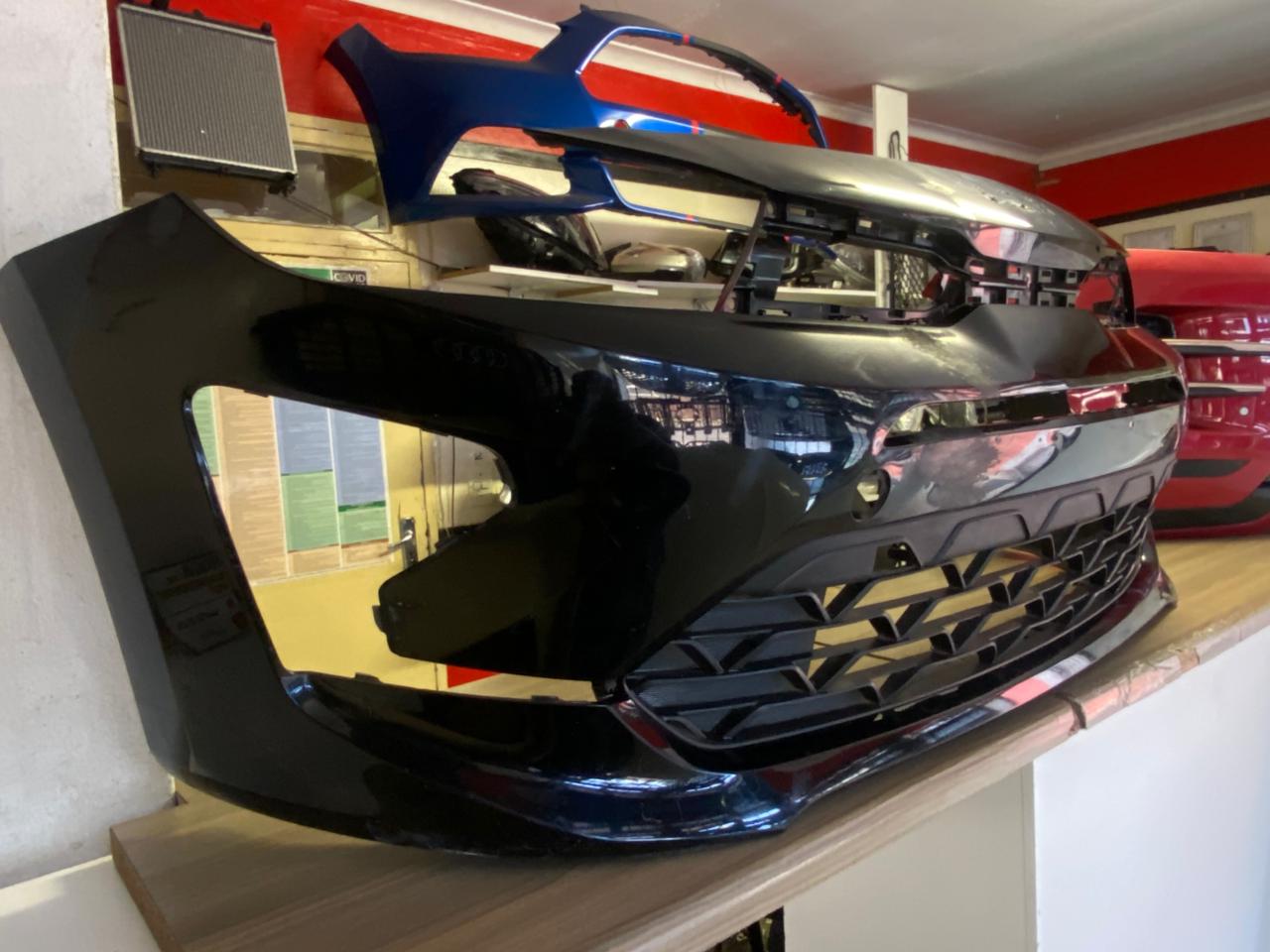 2022 KIA RIO FRONT BUMPER AND BOTTM GRILL AVAILABLE FOR SALE - Private Seller