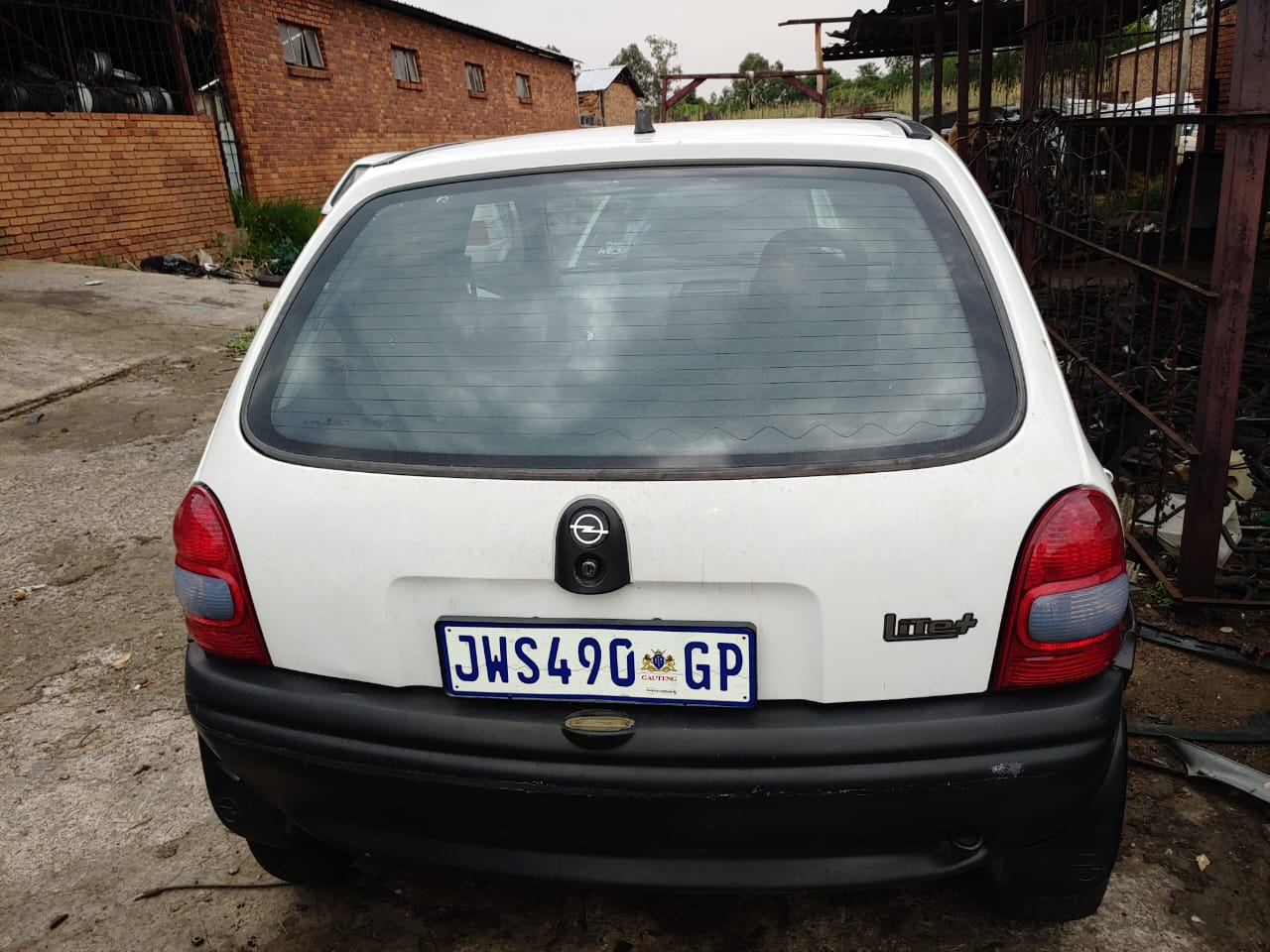 CORSA LITE + BODY PARTS FOR SALE