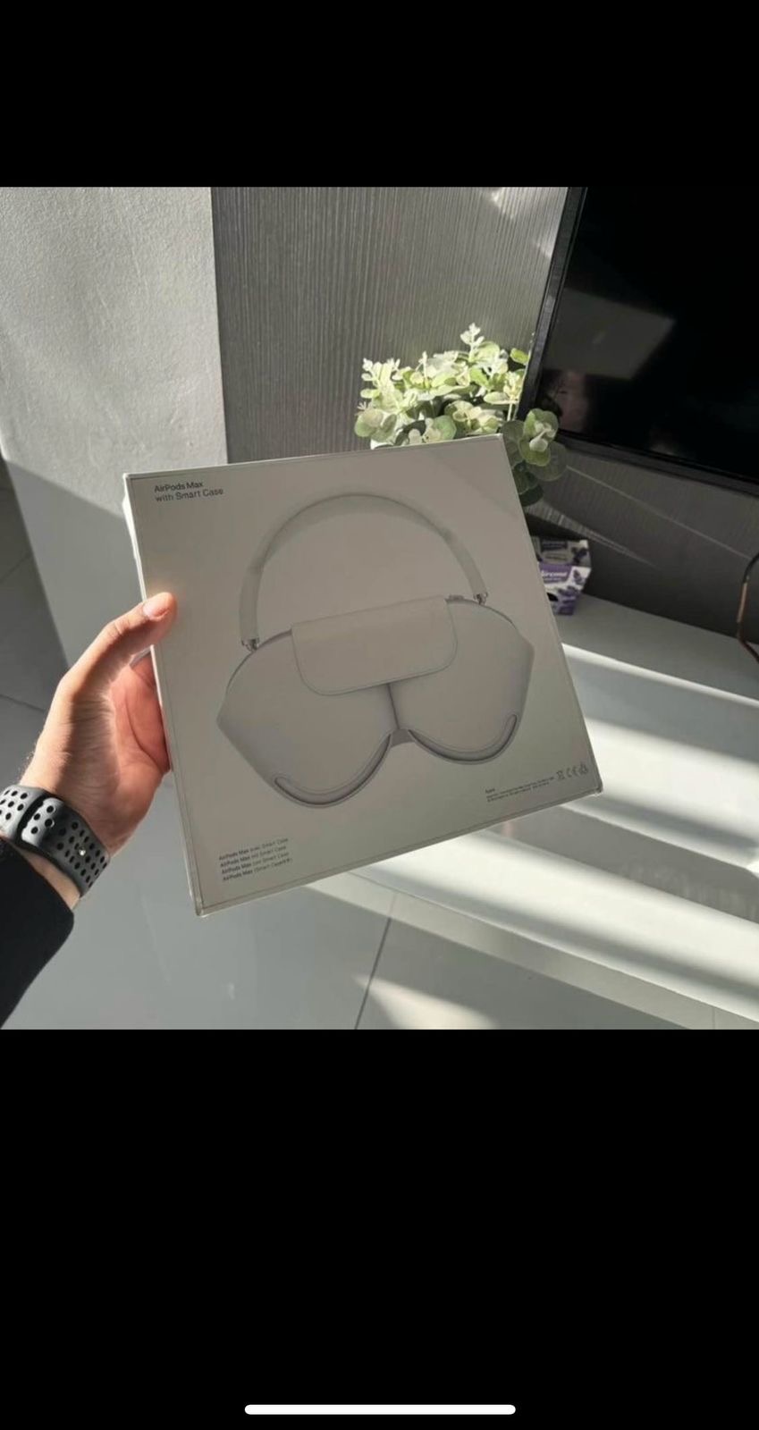 Brand new Apple Airpods max