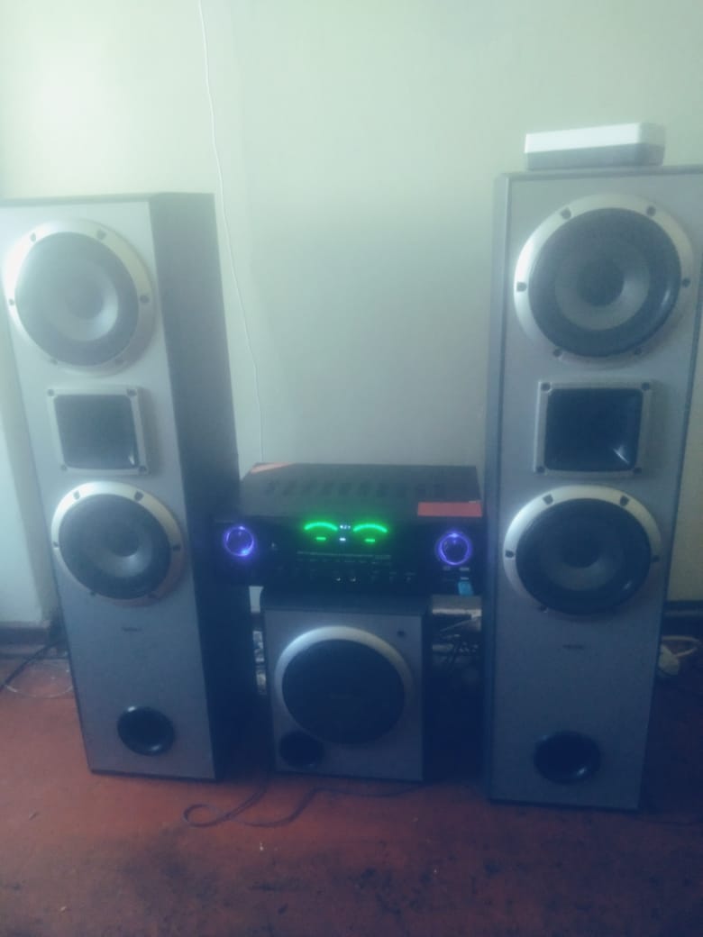Surround sound system