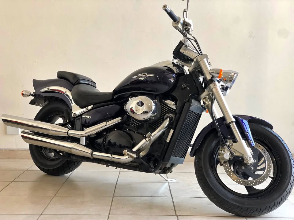 SUZUKI 800 BOULEVARD - Private Seller