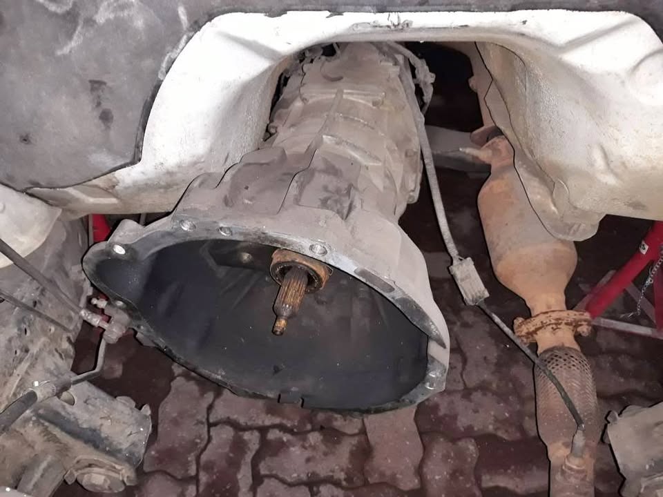 Toyota 4y 2.2 Gearbox For Sale - Private Seller Toyota 4y 2.2 Gearbox For Sale - Private Seller