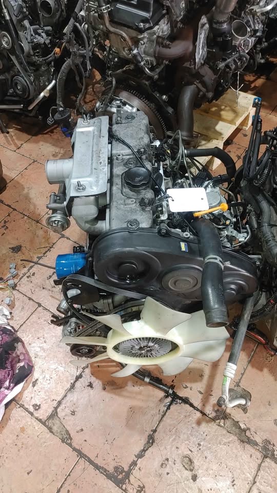HYUNDAI H100 D4BB 2.6 NONE TURBO LOCAL ENGINE FOR SALE - Private Seller HYUNDAI H100 D4BB 2.6 NONE TURBO LOCAL ENGINE FOR SALE - Private Seller