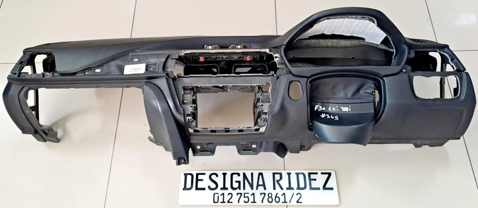 BMW F30 318I LCI DASHBOARD AVAILABLE IMMACULATE CONDITION