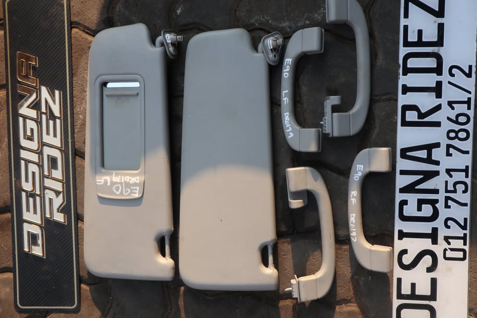 BMW E90 FACE LIFT SUN VISORS AND ROOF LINING GRAB HANDELS - Private Seller BMW E90 FACE LIFT SUN VISORS AND ROOF LINING GRAB HANDELS - Private Seller