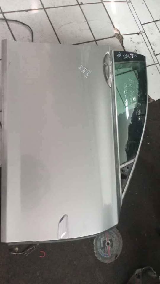 Bmw 750i F01 door shell - Private Seller