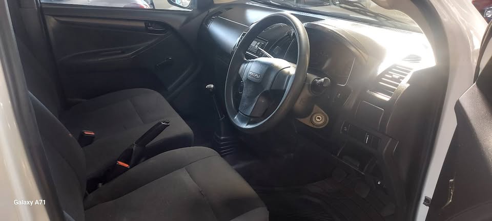 Isuzu Kb Series KB250 Single Cab Manual Diesel