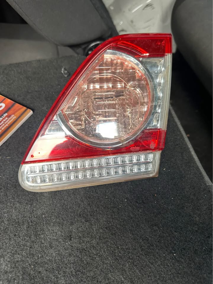 Toyota Corolla right side inner taillight - Private Seller Toyota Corolla right side inner taillight - Private Seller