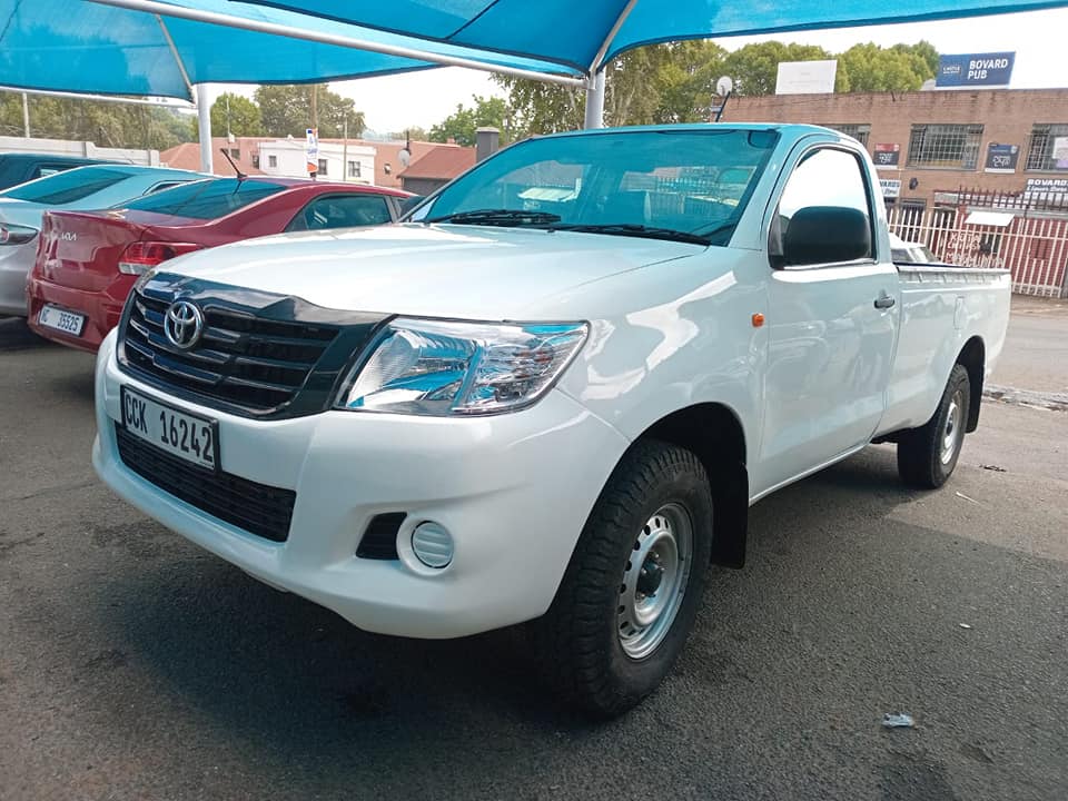 2015 TOYOTA HILUX 2.5 SINGLE CAB (DIESEL)