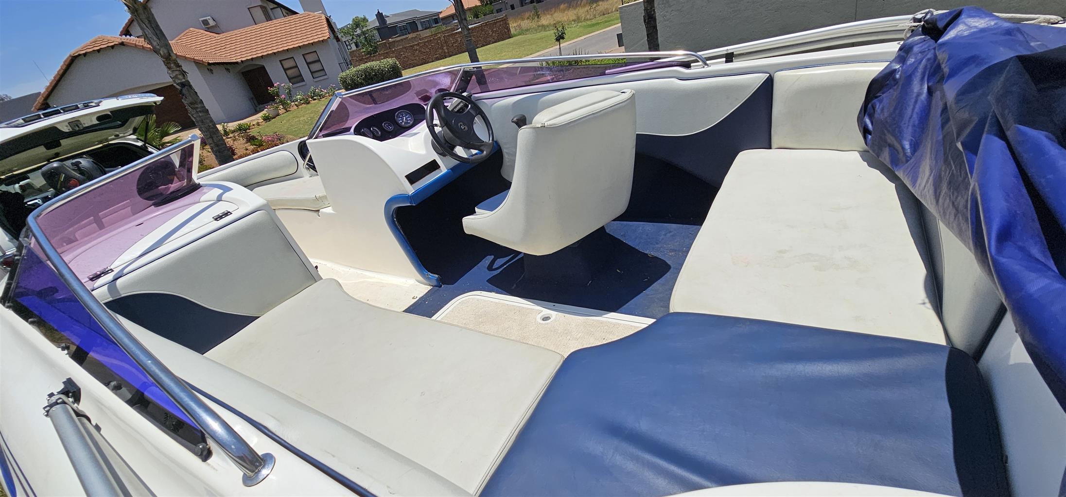 17ft Esprit Boat with 200hp also rigged for Bass Fishing