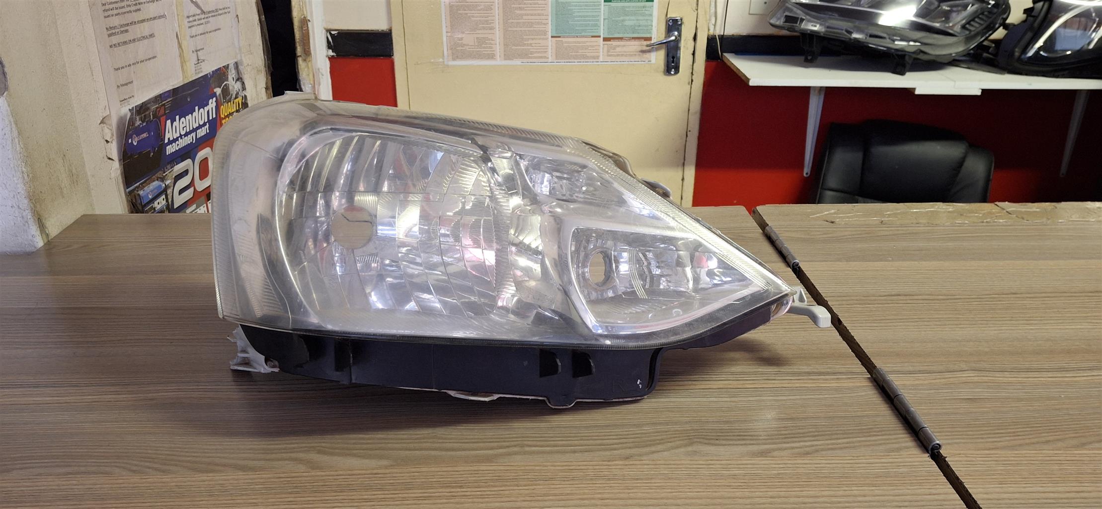 2013 TOYOTA ETIOS HEADLIGHT RIGHTSIDE AVAILABLE FOR SALE - Private Seller 2013 TOYOTA ETIOS HEADLIGHT RIGHTSIDE AVAILABLE FOR SALE - Private Seller