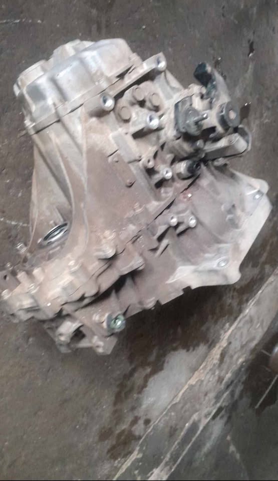 Gearbox for hyundai accent 2016 manual 1.6 engine 6speed - Private Seller Gearbox for hyundai accent 2016 manual 1.6 engine 6speed - Private Seller
