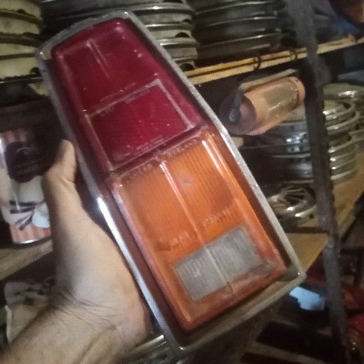 Cresta, tail light - Private Seller Cresta, tail light - Private Seller
