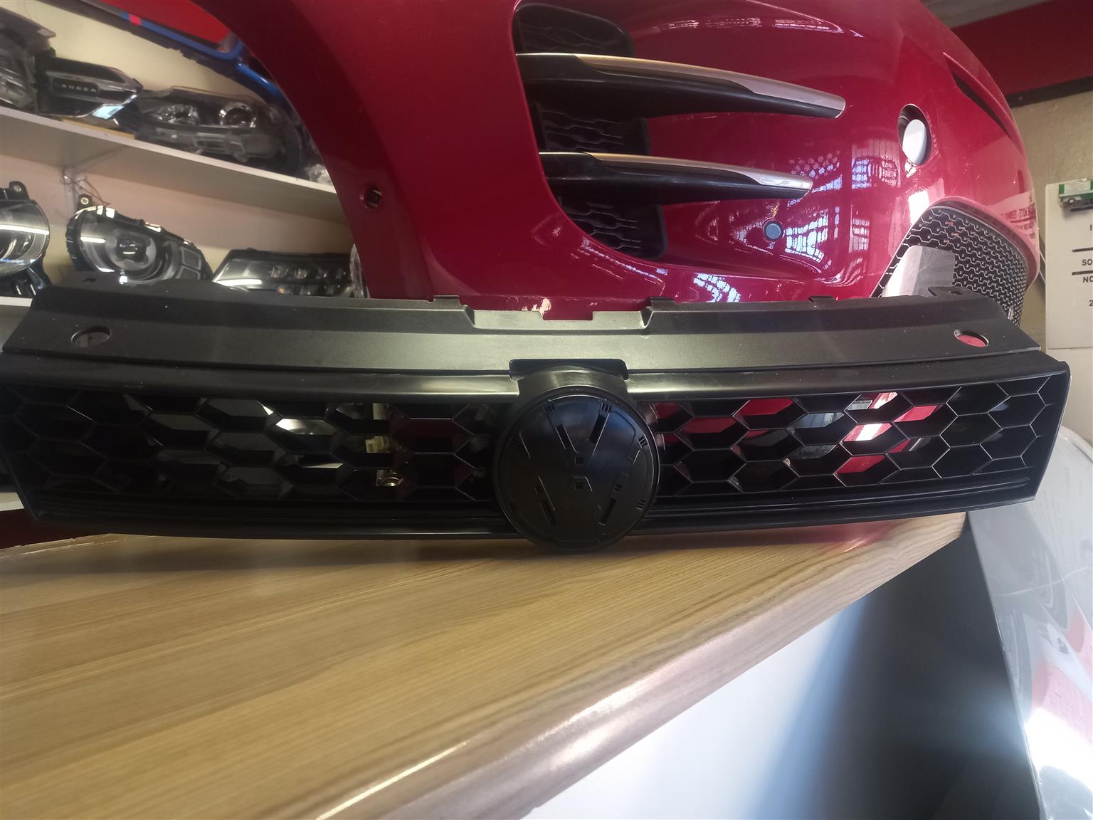 2019 POLO SEDAN MAIN GRILL (COMFORT LINE) FOR SALE - Private Seller 2019 POLO SEDAN MAIN GRILL (COMFORT LINE) FOR SALE - Private Seller