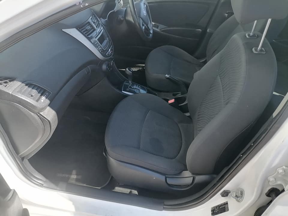 2016 Hyundai Accent 1.6 Sedan Automatic with a Nice interior seat