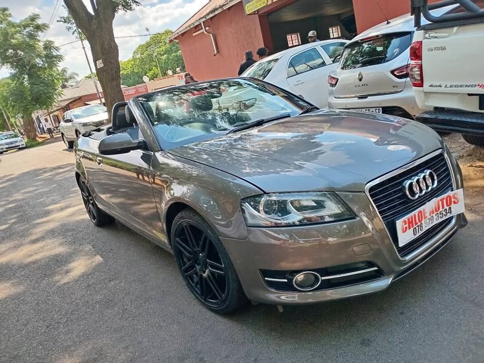 2012 Aud A3 1.8 tfsi  Automatic 3drs Cabrio  Grey Color Service history  Reverse sensor  192,000km