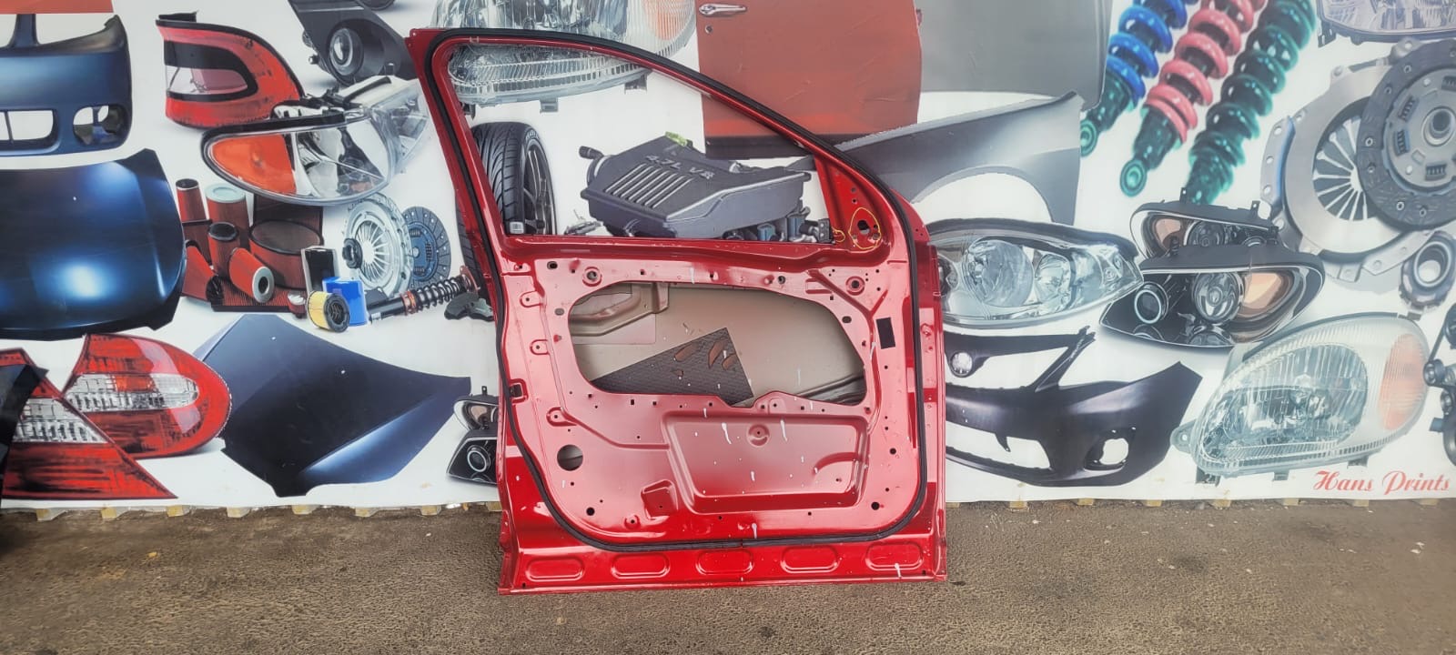 2020 LAND ROVER DISCOVERY 5 SPORT LEFT FRONT DOOR SHELL FOR SALE - Private Seller