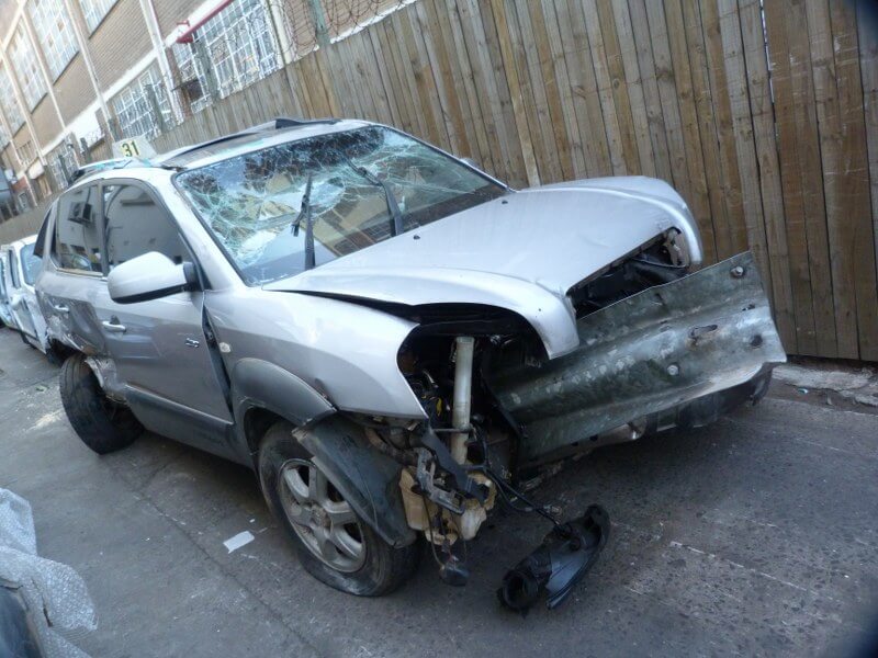 Stripping for spares HYUNDAI TUCSON 2.7 V6 2005 - Private Seller Stripping for spares HYUNDAI TUCSON 2.7 V6 2005 - Private Seller