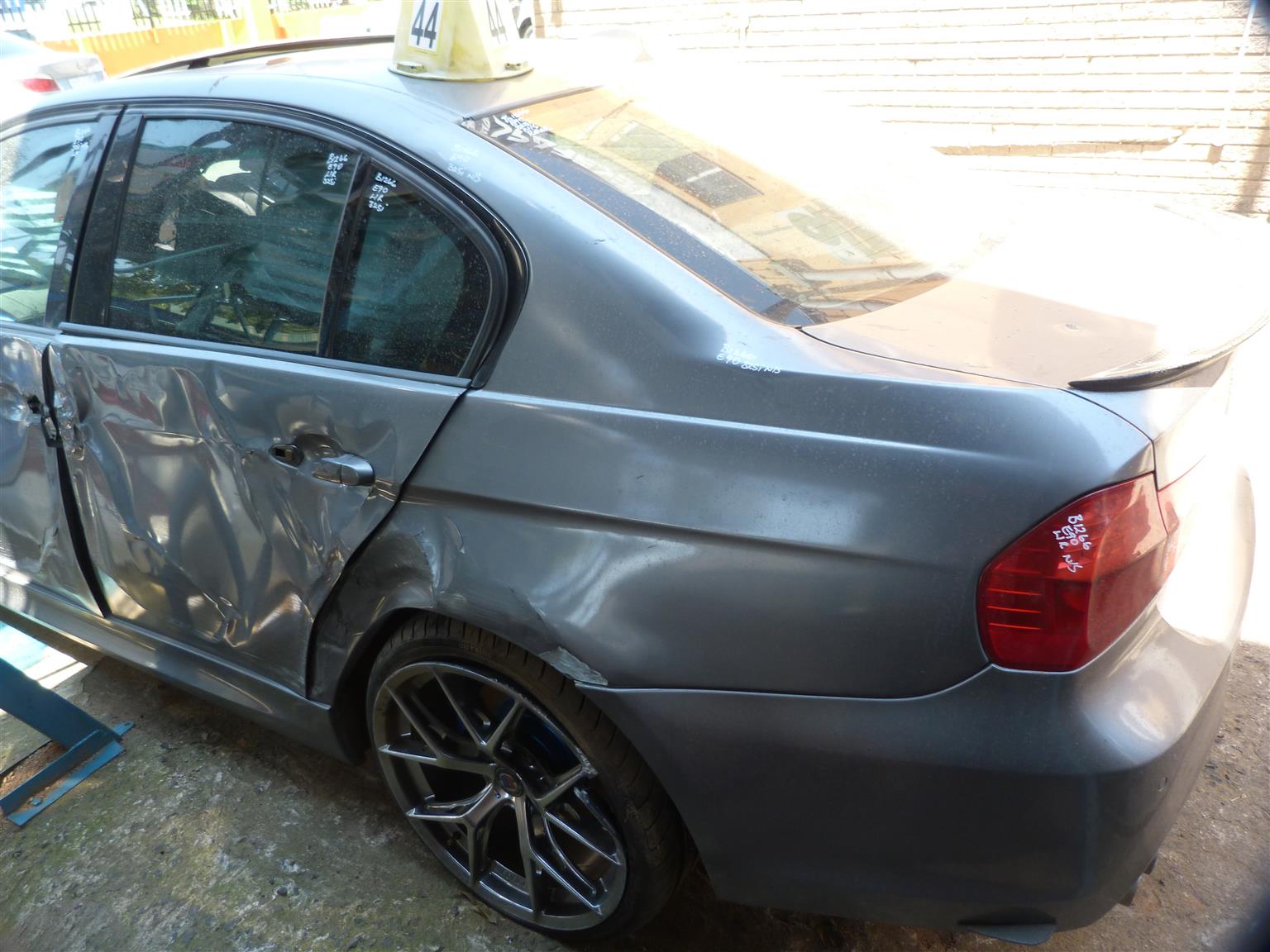 BMW 325i Sedan E90 AT - 2009 Spares - Private Seller BMW 325i Sedan E90 AT - 2009 Spares - Private Seller