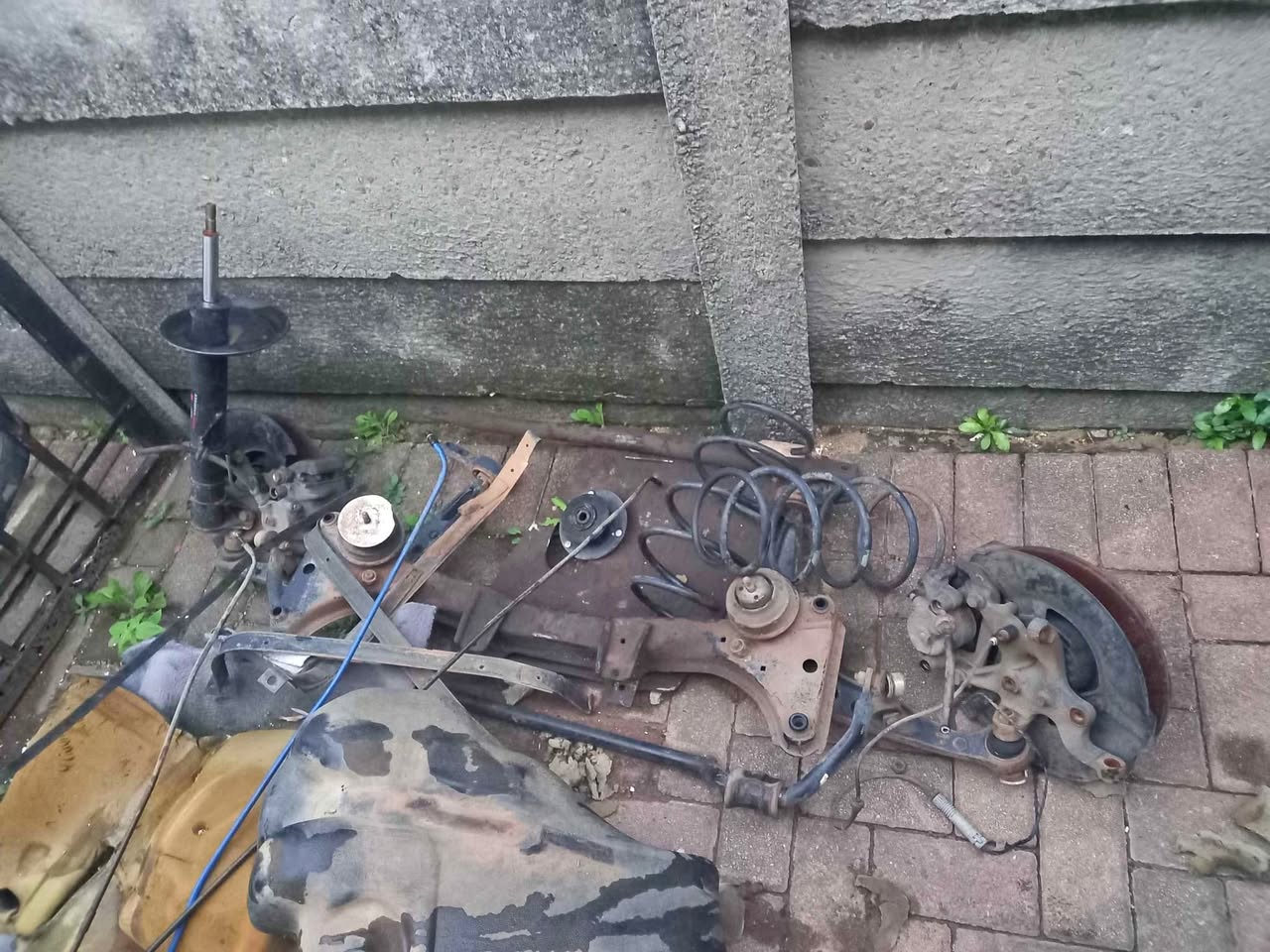 BMW E36 Front Suspension Various Parts Available - Private Seller