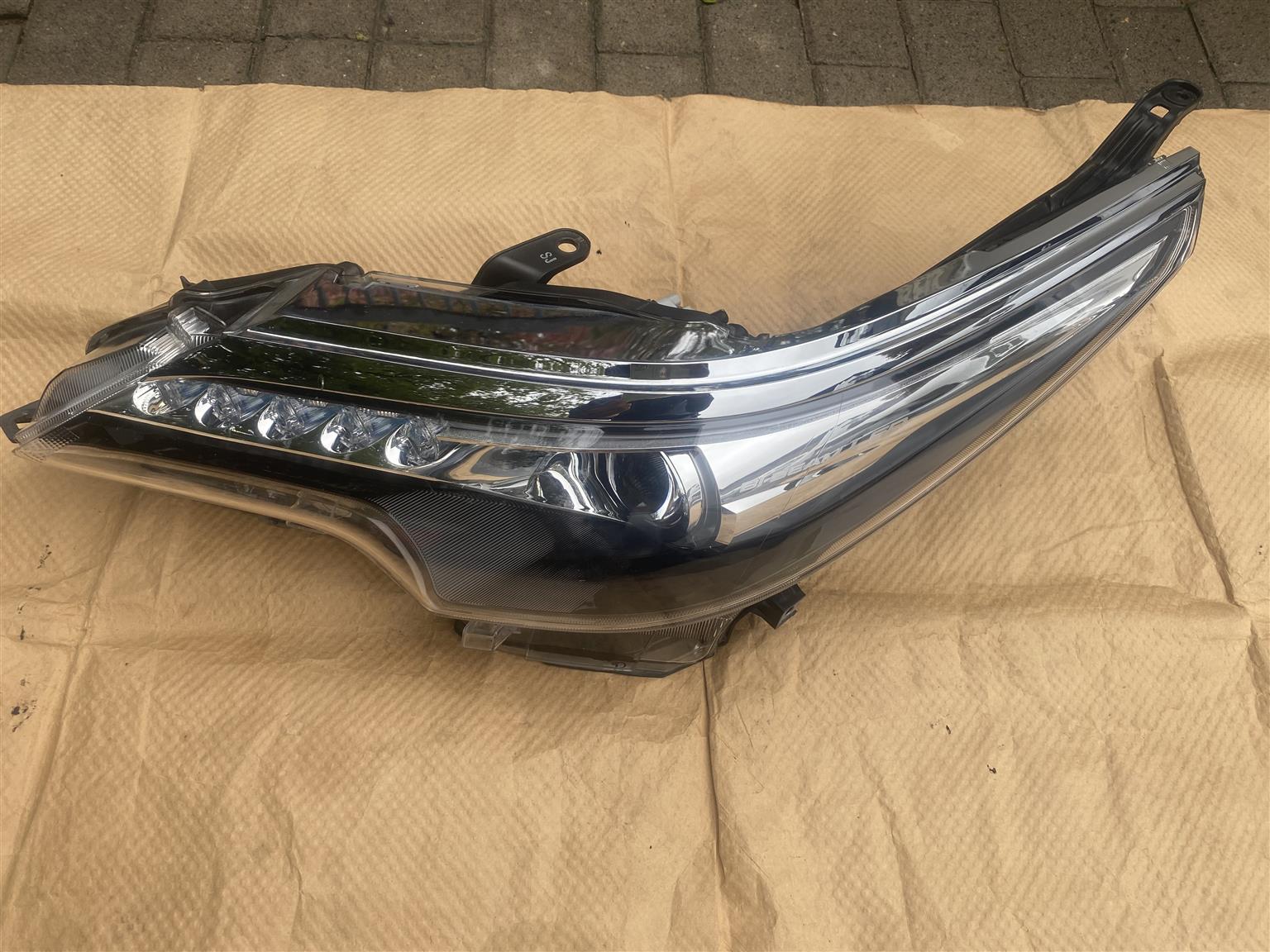 2022 TOYOTA FORTUNER GD-6 HI-BEAM LED HEADLIGHT LEFT SIDE FOR SALE