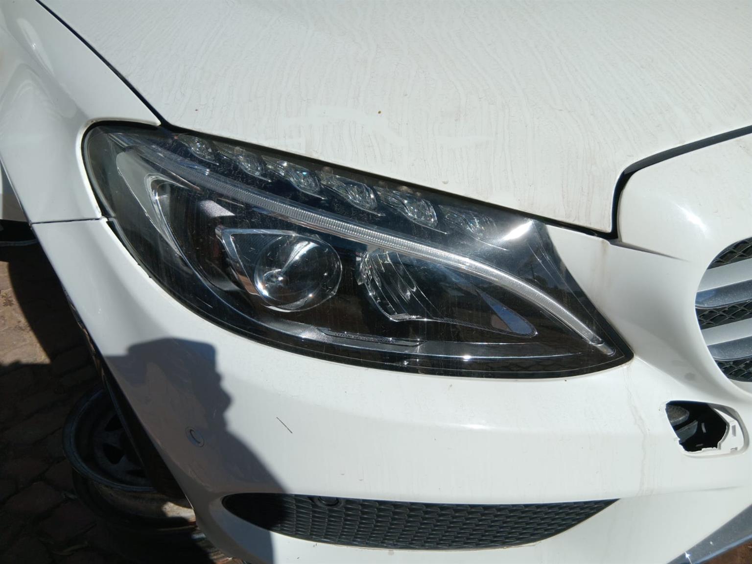USED MERCEDES C200 AMG HEADLIGHTS FOR SALE - Private Seller USED MERCEDES C200 AMG HEADLIGHTS FOR SALE - Private Seller