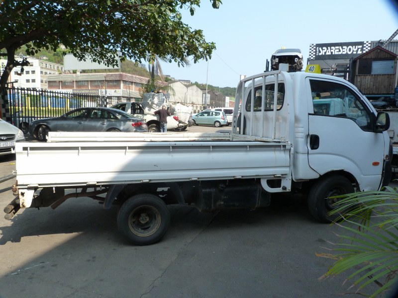 Kia K2700 Workhorse PU SC Manual - 2006 SPARES - Private Seller Kia K2700 Workhorse PU SC Manual - 2006 SPARES - Private Seller