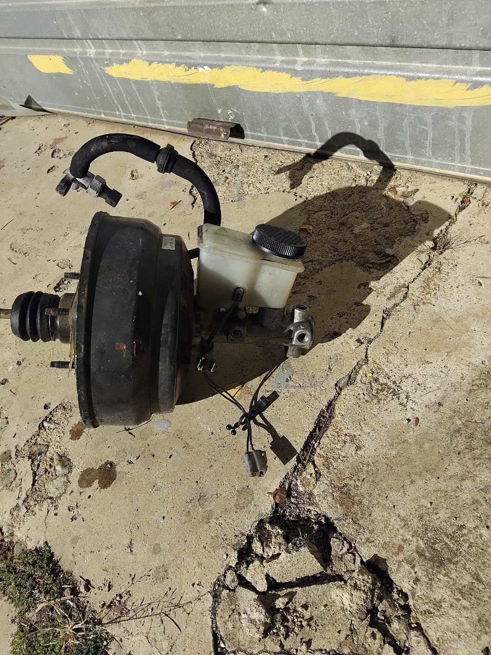 brake booster with master cylinder ford ranger 2006