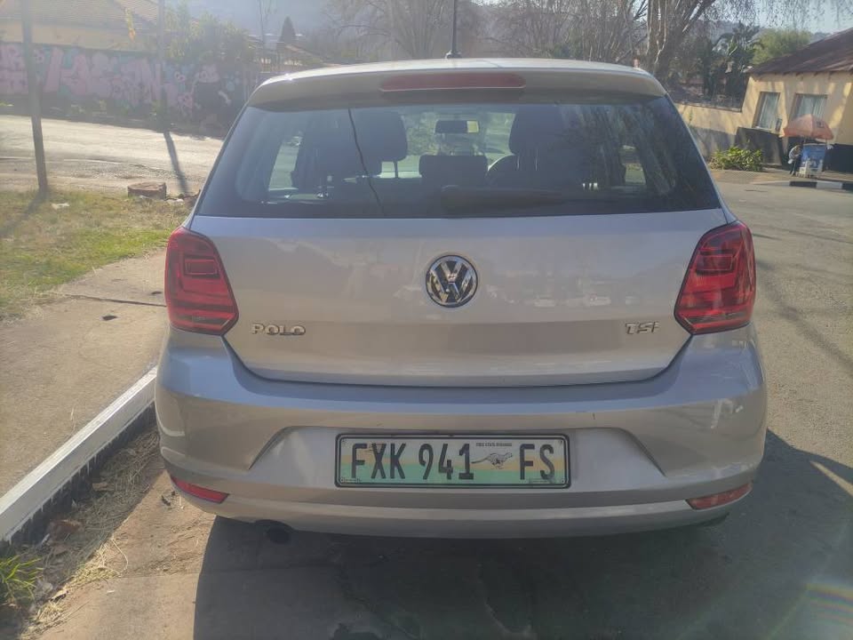 2016 Polo tsi 1.2 hatchback