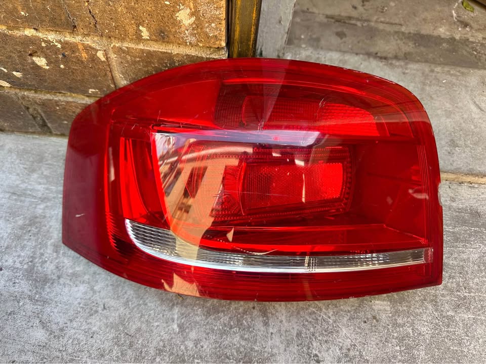 Audi A3 hatchback facelift 2 doors left taillight - Private Seller Audi A3 hatchback facelift 2 doors left taillight - Private Seller