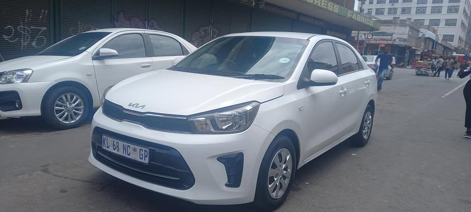 2022 KIA PEGAS 1.4 SEDAN PETROL, WHITE COLOUR