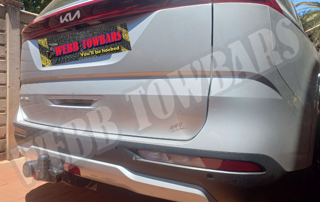 Kia Carnival Standard/Detachable Towbars - Private Seller Kia Carnival Standard/Detachable Towbars - Private Seller