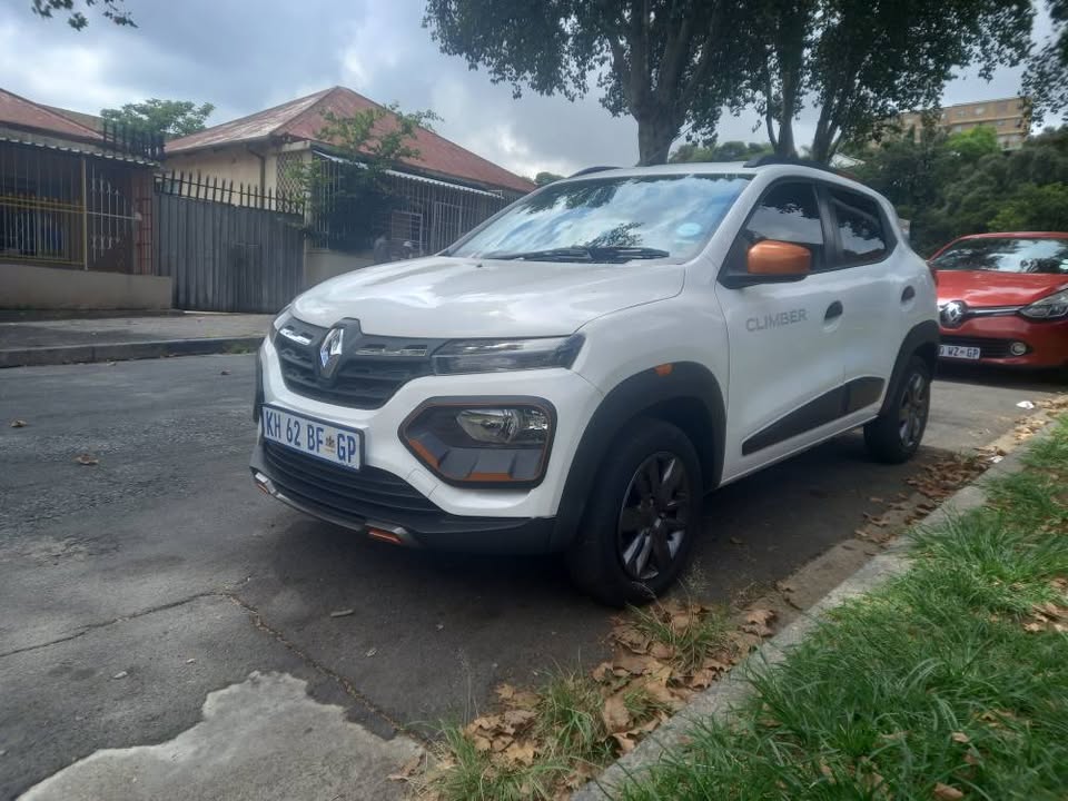 2021 Renault Kwid Climber 1.0 Petrol, Automatic, White,  50000kms