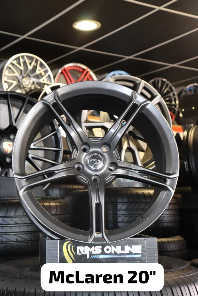Original McLaren 620 R - Private Seller