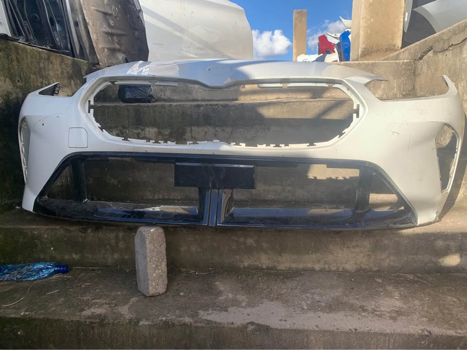 BMW f70 1 series front bumper for sell in good condition - Private Seller