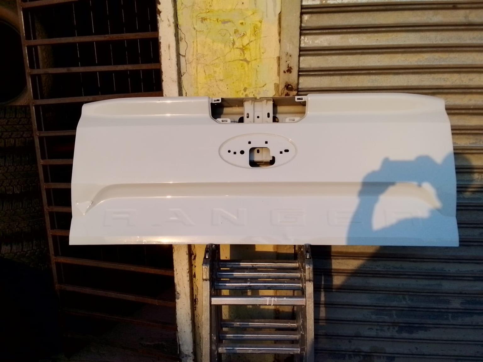 (2021-2023) FORD RANGER T9 REAR TALGET FOR SALE - Private Seller (2021-2023) FORD RANGER T9 REAR TALGET FOR SALE - Private Seller