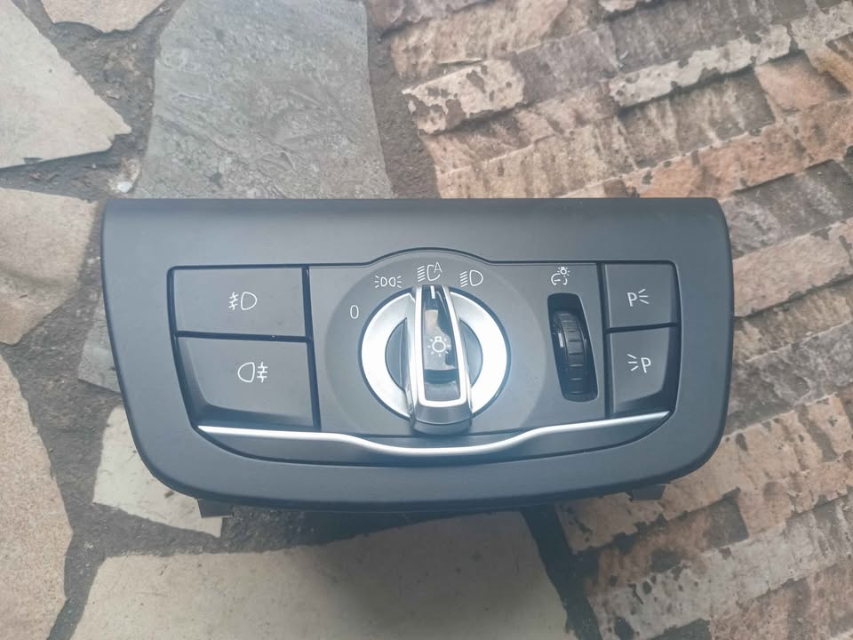 AIH headlight switch BMW 5-Serie - Private Seller AIH headlight switch BMW 5-Serie - Private Seller
