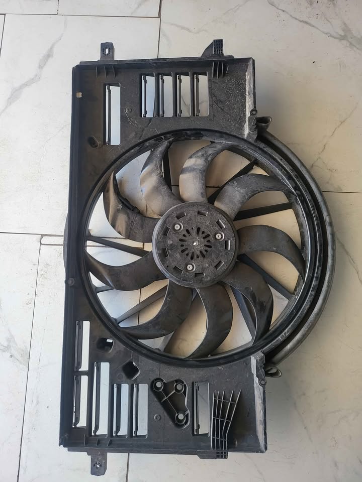 Ford ranger t9 fan for sale - Private Seller Ford ranger t9 fan for sale - Private Seller