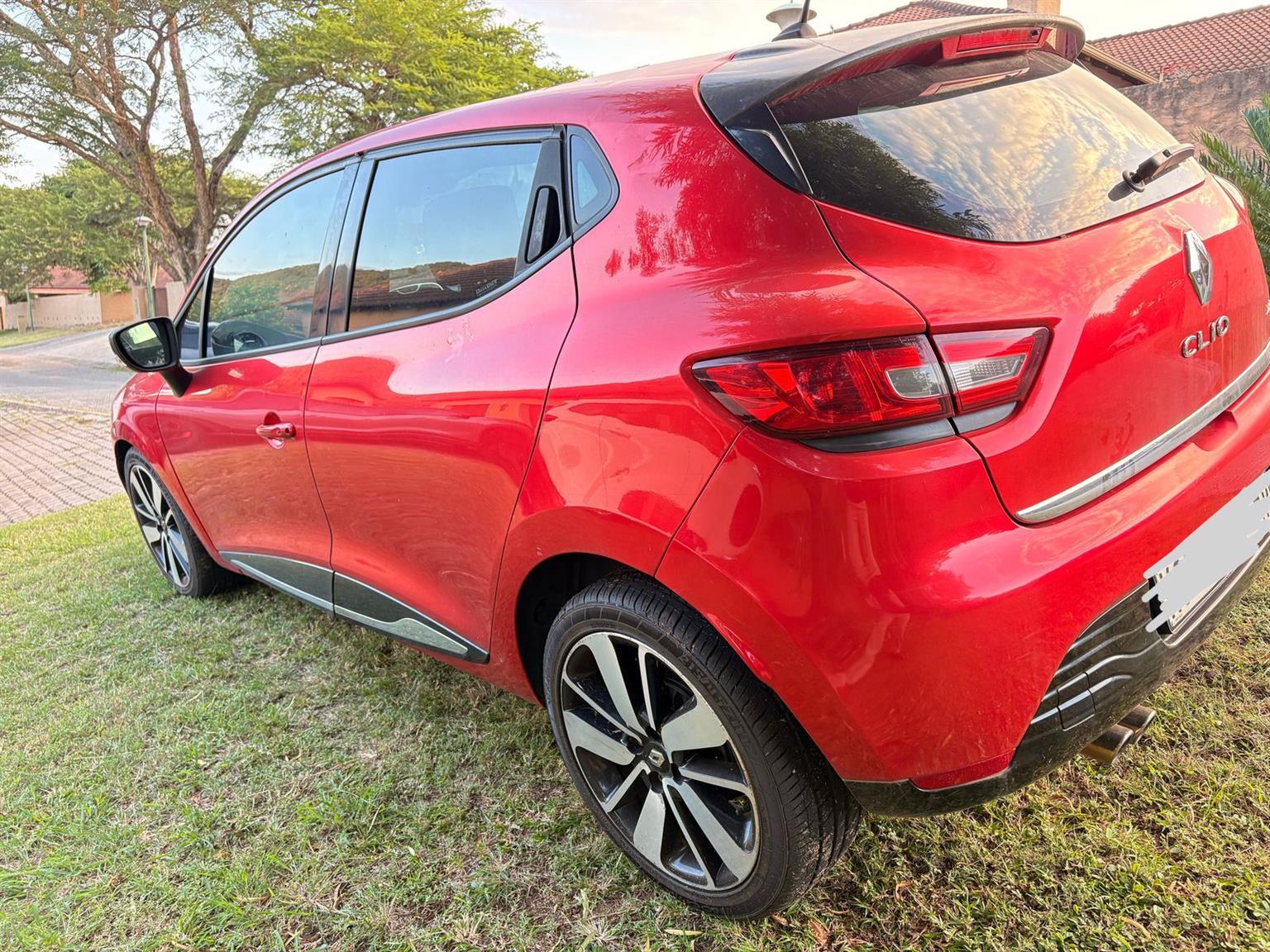 Renault Clio, 2013 Model for sale