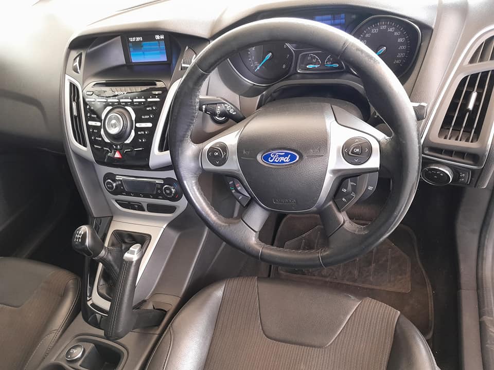 2014 FORD FOCUS 2.0 SPORT MANUAL