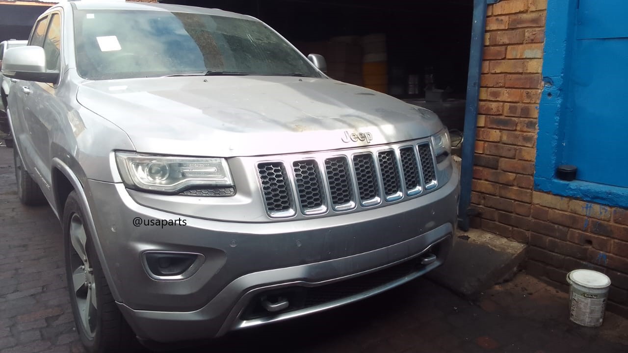🚘 Jeep Grand Cherokee 3.0 CRD 2014 WK2 – Breaking for Body Parts - Private Seller