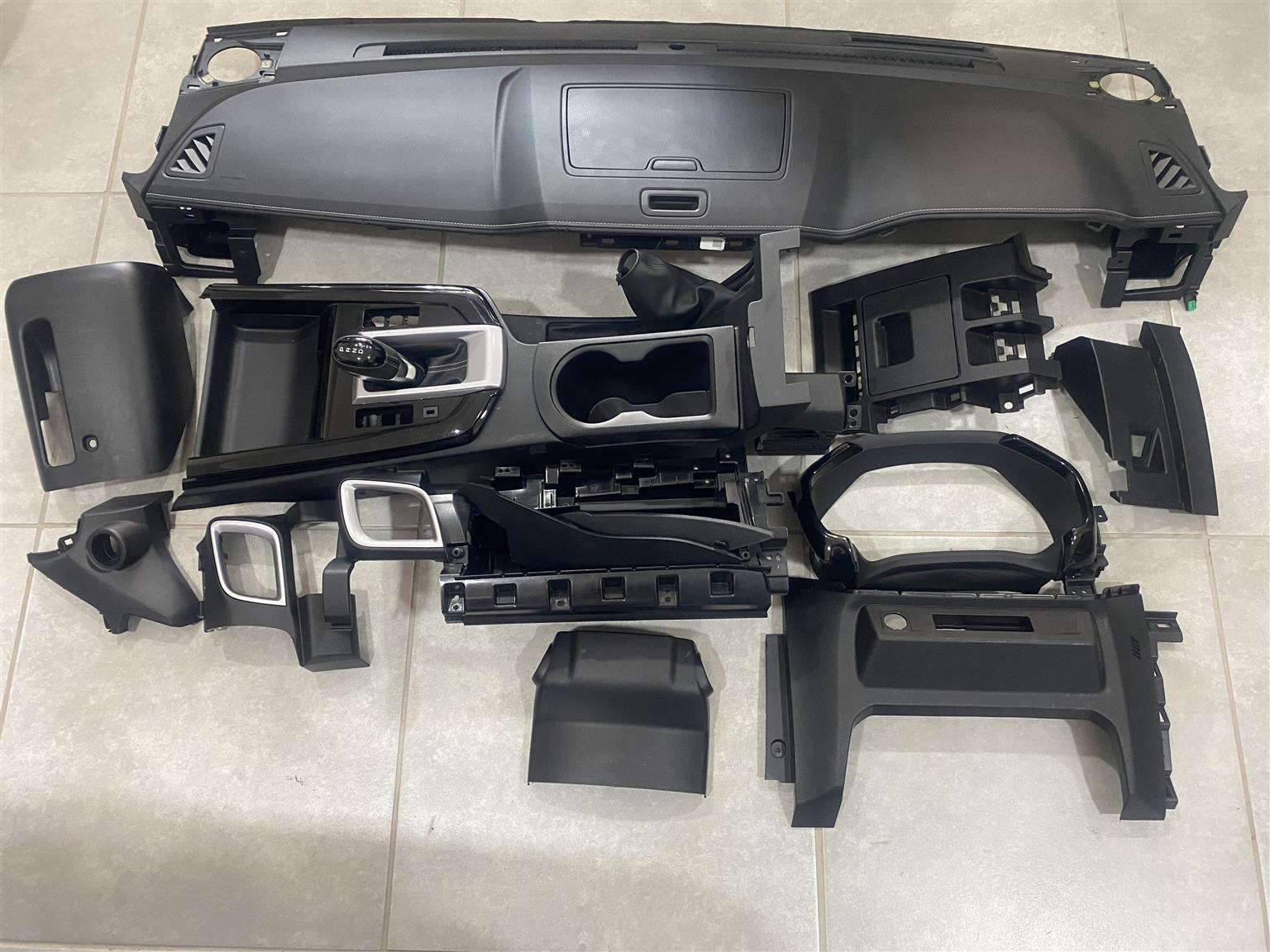 2025 ISUZU D-MAX DASHBOARD AND INTERIOR ACCESSORIES FOR SALE - Private Seller 2025 ISUZU D-MAX DASHBOARD AND INTERIOR ACCESSORIES FOR SALE - Private Seller