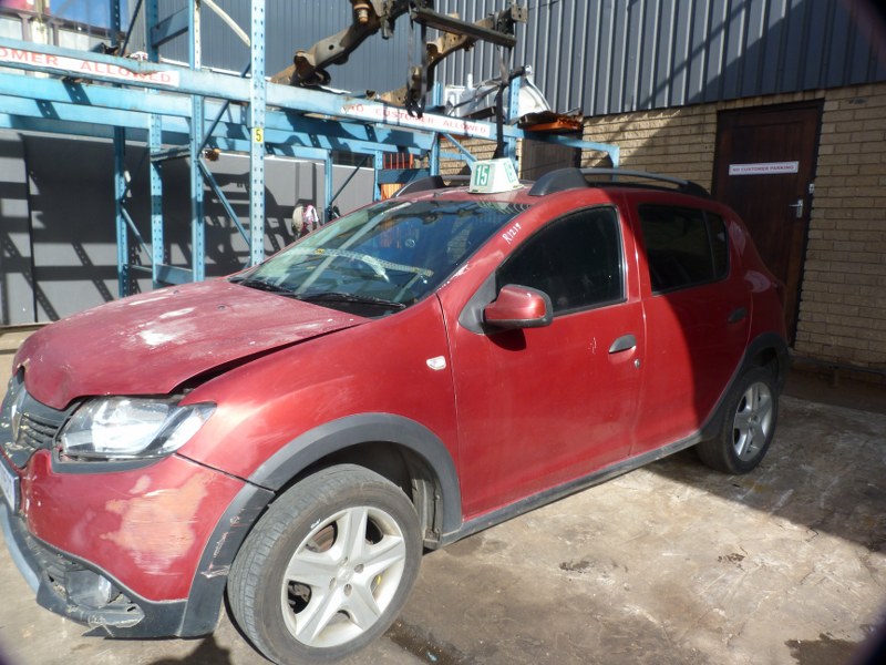 Renault Sandero 900T Manual Red - 2014 STRIPPING FOR SPARES - Private Seller Renault Sandero 900T Manual Red - 2014 STRIPPING FOR SPARES - Private Seller