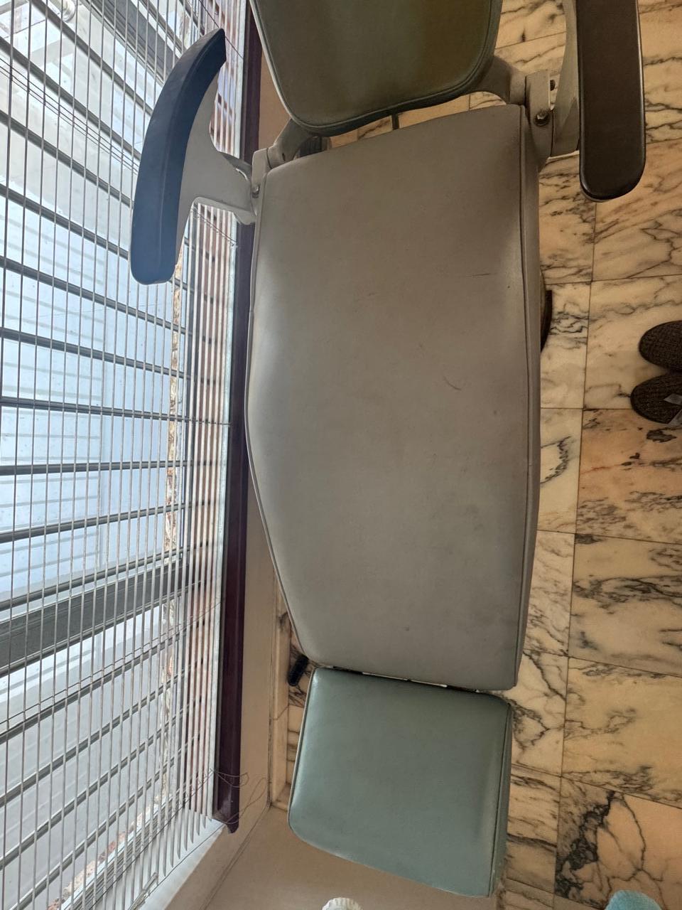 Vintage manual dental chair