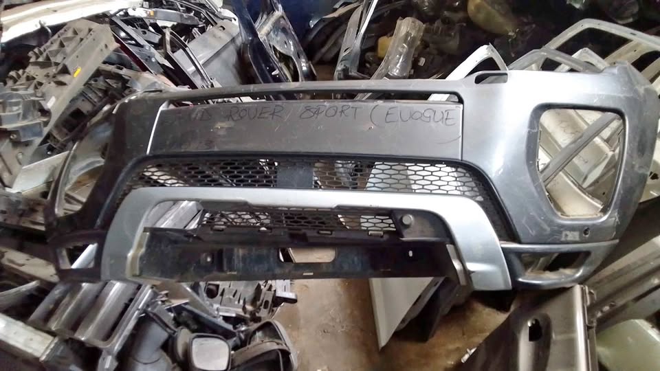 RANGE ROVER Evoque bumper - Private Seller RANGE ROVER Evoque bumper - Private Seller