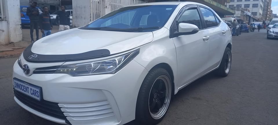 2021 TOYOTA COROLLA QUEST 1.8 PETROL, MANUAL, WHITE COLOUR, MILEAGE 45000KM