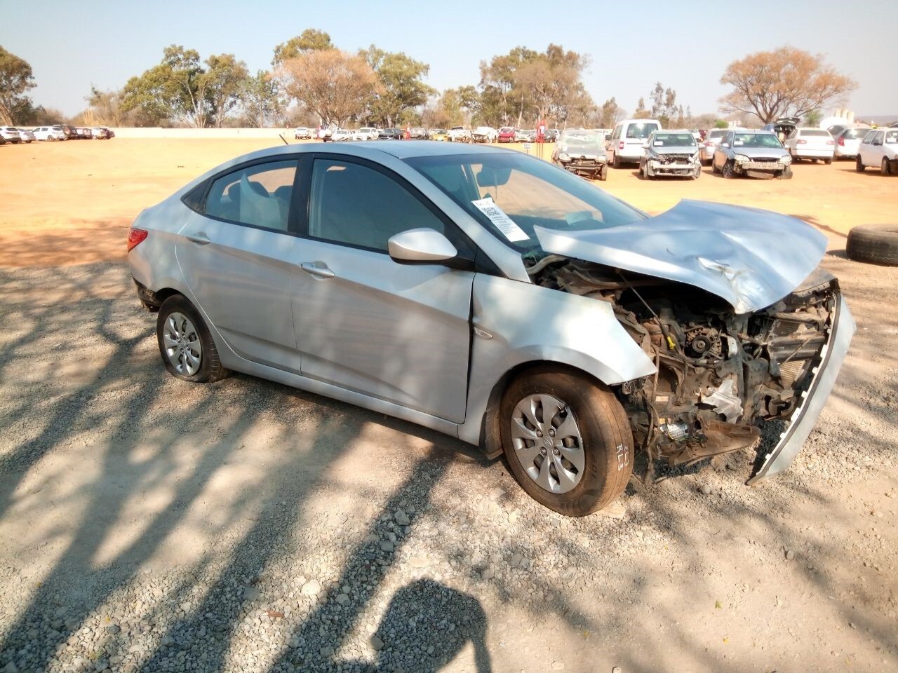 Hyundai ACCENT 1,6 GL/MOTION Silver - 2016 Spares - Private Seller Hyundai ACCENT 1,6 GL/MOTION Silver - 2016 Spares - Private Seller